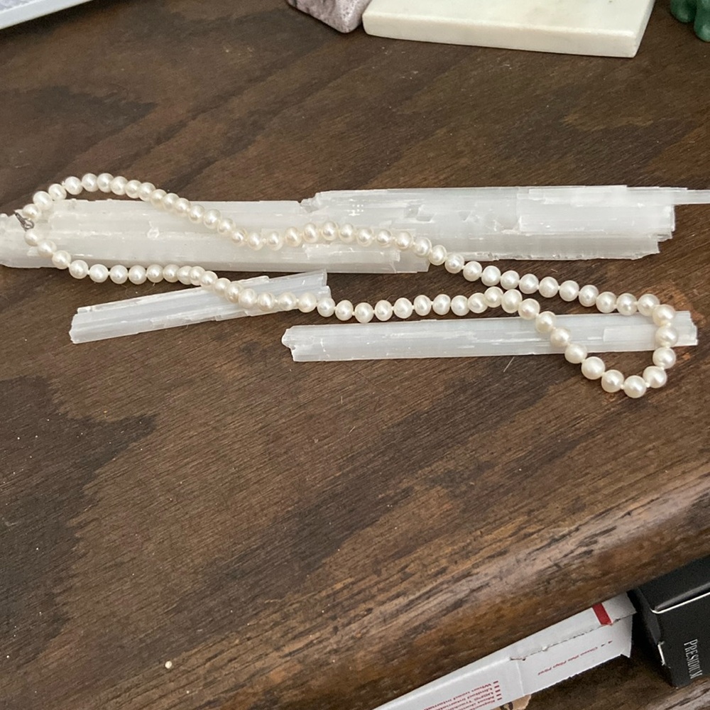 White Fresh Water Pearl Necklace